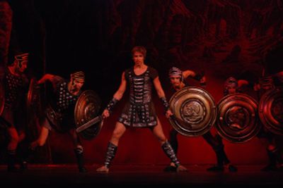 Ballet Spartacus opens jubilee Nuriev Festival